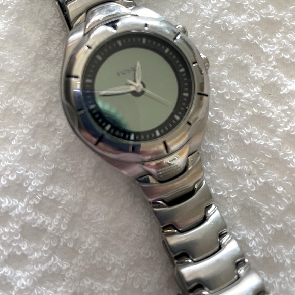 Fossil silver woman’s watch - Picture 1 of 2